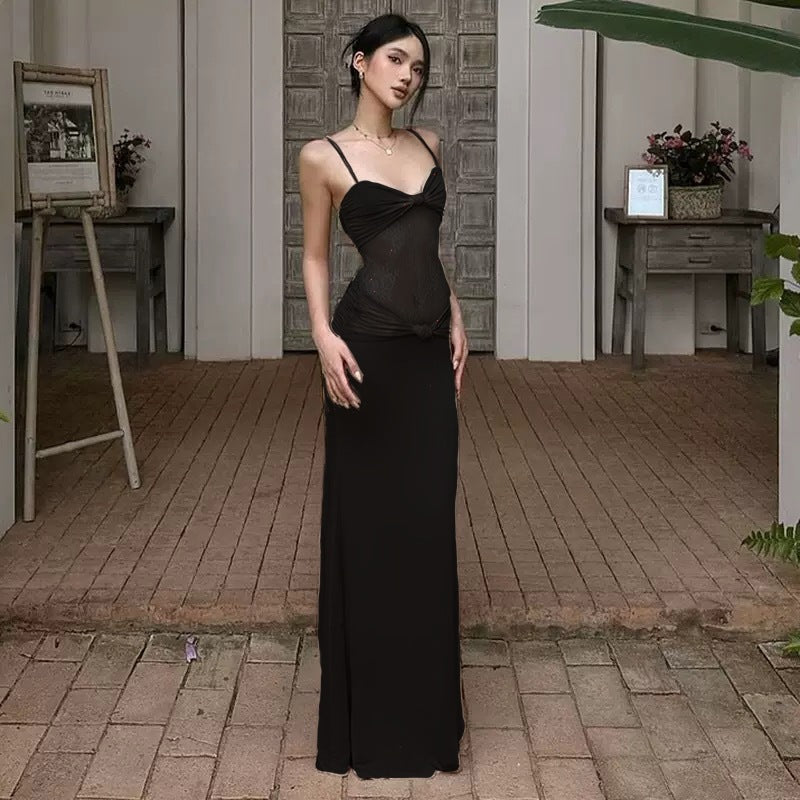 Vestido Lencero de Encaje Transparente Ajustado Largo