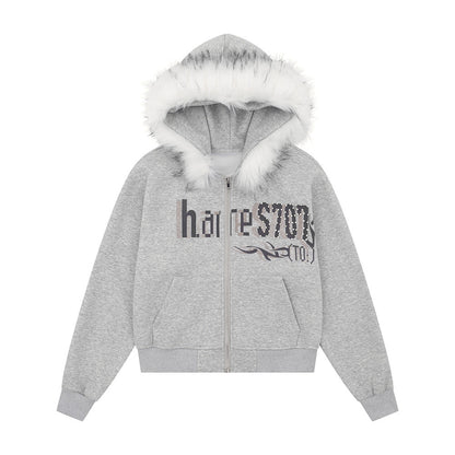 Sudadera con capucha y cuello de piel desmontable Estampado de letras con remaches decorativos