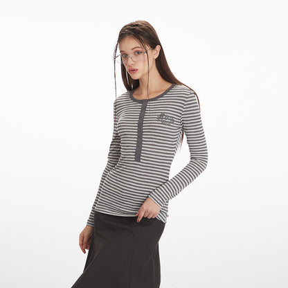 Long Sleeve T-Shirt with Henley Neckline Inner Wear Fitted