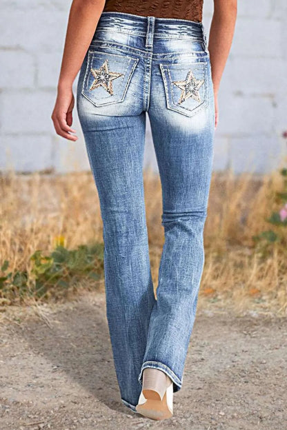 Vaqueros campana bordados con estrellas