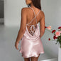 Vestido corto sin espalda para mujer