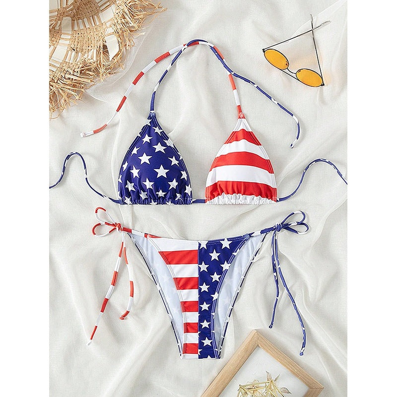 Bikini estampado con la bandera de Estados Unidos