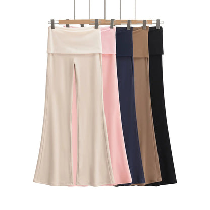 Pantalones de tiro bajo ligeramente acampanados