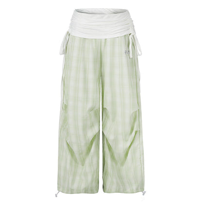 Pantalones paracaidistas plisados de cuadros