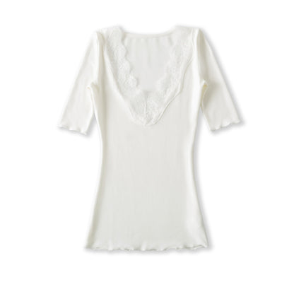 V-neck lace T-shirt