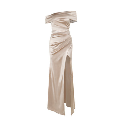 Vestido de seda con un hombro descubierto y abertura para mujer